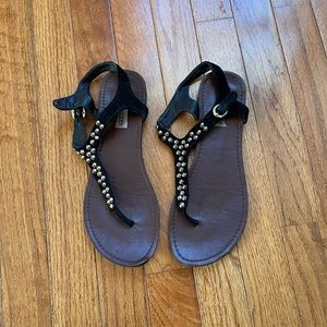 Steve madden Bahaa black leather studded sandals size 8